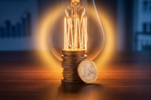 Vlada naslavlja energetsko draginjo in inflacijo z aktivnimi ukrepi za zaščito prebivalstva in zagotavljanje solidarnosti.